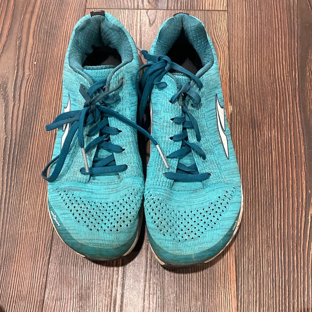 Altra women’s shoes